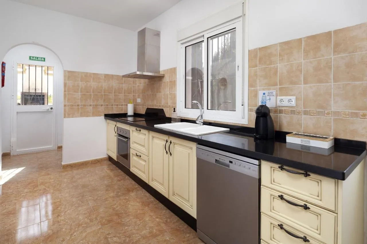 Villa Aguacate Cutar